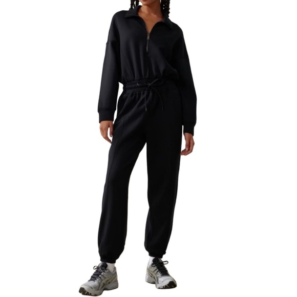 Abercrombie YPB neoKNIT MAX Quarter Zip Up Black Polo Jumpsuit Size Medium - Picture 1 of 13
